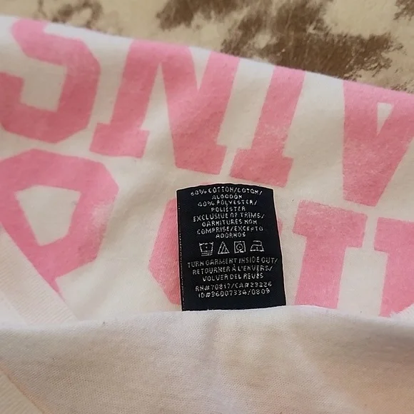HTF Pink VS "All This And Brains Too" T-shirt. Size: M - Picture 8 of 8